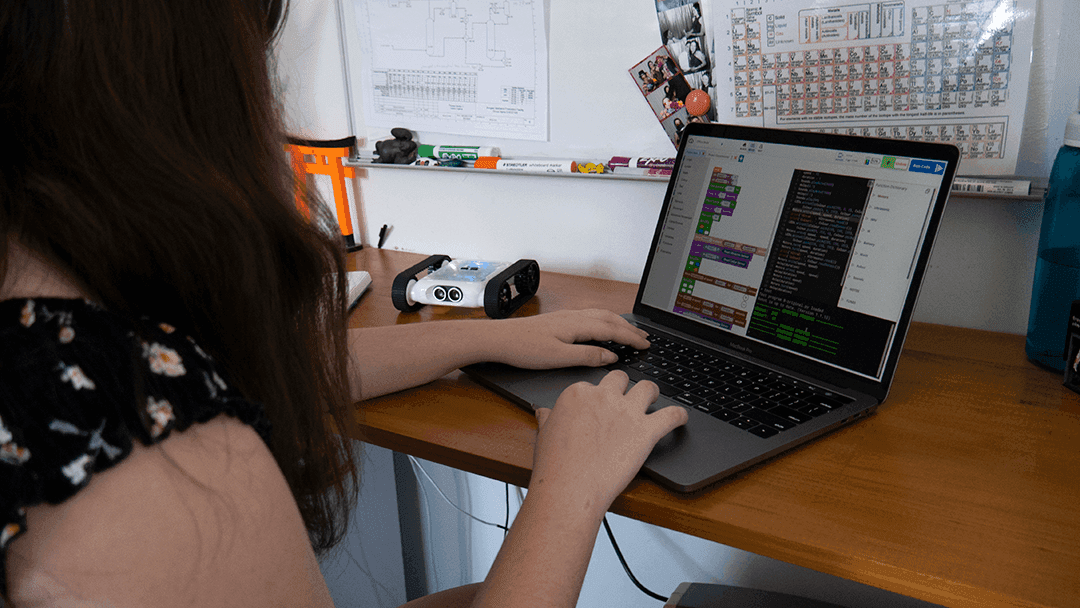 Getting Started With The Micromelon Rover